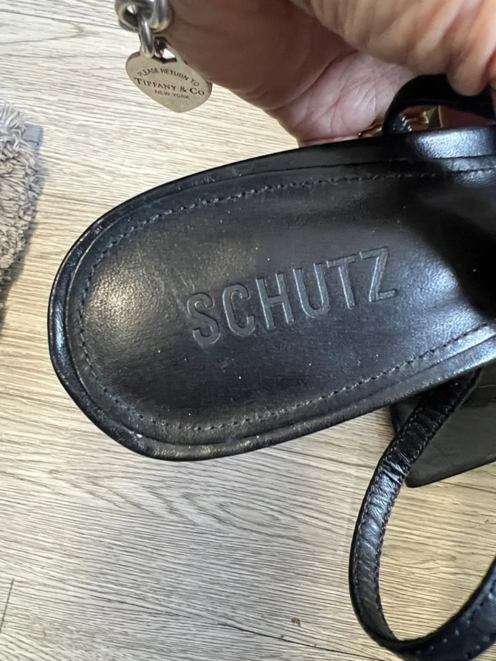 SCHUTZ NWOB Black Leather Kendall Mid Block Square-Toe Sandals - Picture 4 of 7